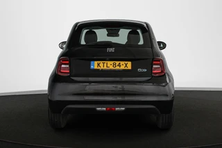 Fiat 500 3+1 Icon 42 kWh Stoelverwarming Camera Apple CarPlay Dodehoek / 16