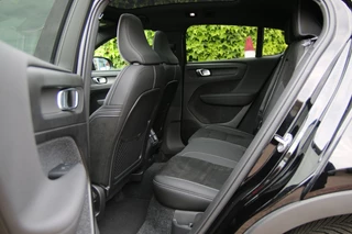 Volvo C40 Recharge Core 69 kWh / 25