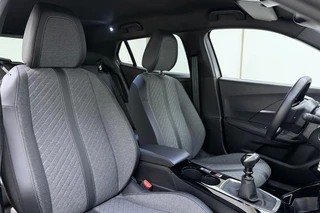 Peugeot 2008 1.2 Turbo 100 Allure | Draadloos Apple Carplay/Android Auto | Parkeersensoren | Privacy Glass | Lichtmetalen velgen | / 11
