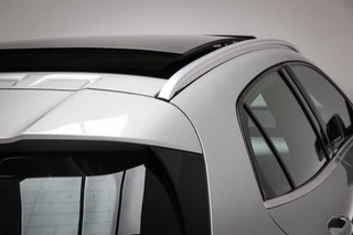 Mercedes-Benz GLA-klasse 180 Ambition | URBAN PACK | PANORAMADAK | STOELVERWARMING | TREKHAAK | 18" / 9