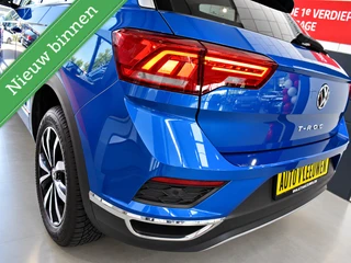 Volkswagen T-Roc 1.5 TSI Style PANORAMADAK/CAMERA/CARPLAY ANDROID/ETC.! / 16