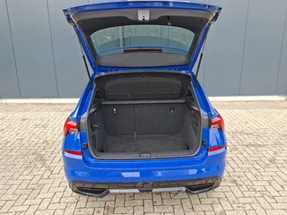 Skoda Kamiq 1.0 TSI Monte Carlo * 29.000KM! * Panoramadak * Stoelverwarming * Carplay * Full Led * / 13