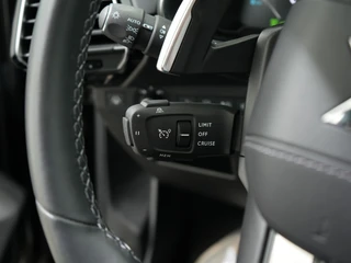DS DS 7 1.6 PHEV 360 4x4 PERFORMANCE EAT8 SOH 100% | full options! Panoramadak | Massage | Night Vision / 33