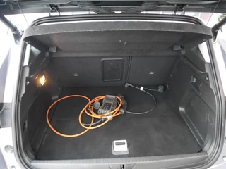 Opel Grandland 1.6 Turbo Hybrid Business Executive | Stoelverwarming en ventilatie | 225 PK | 19 inch lichtmetalen velgen | Lederen bekleding | Parkeersensoren v+a | Elektrisch verstelbare bestuurdersstoel / 14