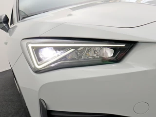 CUPRA Leon Sportstourer 1.4 e-Hybrid Business Adaptief / 55