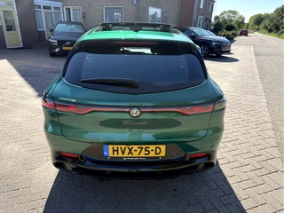 Alfa Romeo Tonale 1.5T Hybrid Edizione Business  NL.Auto, Panoramadak, Trekhaak / 18