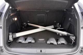 Peugeot 3008 1.6 e-THP Allure Automaat | Trekhaak | Electrische achterklep | Keyless | Lichtmetalen velgen | Dakdragers | Camera / 4