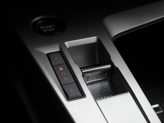 Peugeot 308 SW 1.6 Plug-in Hybrid 195 Allure | Nieuwe auto | Camera voor en achter | Trekhaak | Adaptive cruise control | Full led | 7,4kw onboard charger | Stoel en stuurverwarming / 24