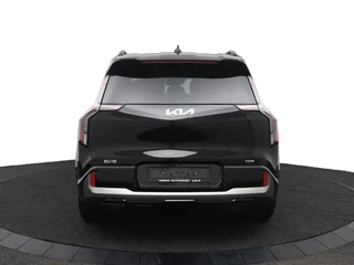 Kia EV9 GT-Line AWD 99.8 kWh - Prijs incl. inruilpremie - 7 zits - Panoramadak - 360 graden camera - Head-Up Display - Meridian Audio - Fabrieksgarantie tot 02-2033 / 7