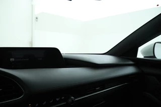 Mazda 3 2.0 e-SkyActiv-G M Hybrid 122  Head Up! Navigatie, Airco / 29