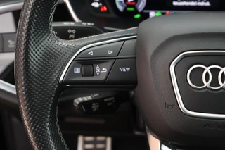 Audi Q3 45 TFSIe 245pk S edition Trekhaak Keyless Stoelverwarming Navigatie Adaptive Cruise S-Line / 20