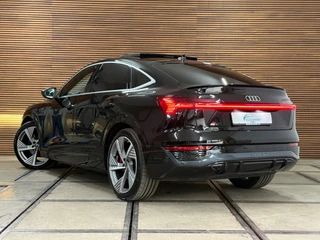 Audi Q8 Sportback e-tron 50 quattro S Edition 95 kWh | Pano | B&O| 22” | Massage | Adaptive Cruise | Matrix LED / 46