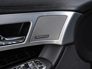 Jaguar XF 2.2d R-Sport Schuifdak | Xenon | Keyless | Leder/Alcantara | Camera | Stoelverwarming | Meridian | PDC v+a / 18
