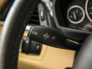 BMW 3 Series Gran Turismo 320i High Executive Leder | Xenon | Sportstoelen | Memory | Stoelverwarming | Navi | PDC v+a / 33