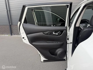 Nissan Qashqai 1.2 Tekna + LEER*CRUISE*PANO*360*HAAK*NAV*STOELVERW*NAP! / 28