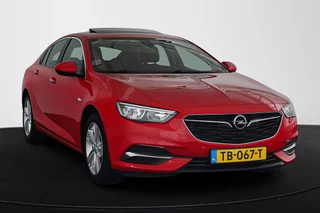 Opel Insignia Grand Sport 1.5 Turbo Business Executive Schuif-/Kanteldak Trekhaak Achteruitrijcamera / 2