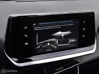 PEUGEOT 2008 1.2 PURETECH ACTIVE/LED/CARPLAY/CRUISE/PDC/BLUETOOTH / 35