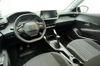 Peugeot 208 1.2 PureTech 100pk Active Pack | Navigatie | Airco | Bluetooth | Cruise control | DAB | Lichtmetalen velgen | lage KM-stand / 4