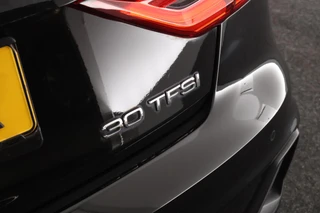 Audi A1 Sportback 30 TFSI 110pk S-Tronic S edition Sonos Keyless Stoelverwarming ACC LED Climate Control Carplay 2x S-Line / 40