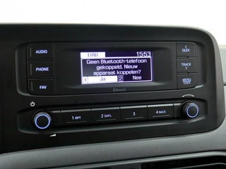 Hyundai i10 1.2 automaat | 15" LMV | Airco | Parkeersensoren / 29