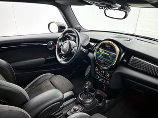 Mini Mini 2.0 John Cooper Works | Camera | Stoelverw. | Navi | Cruise Control | Harman/Kardon / 13