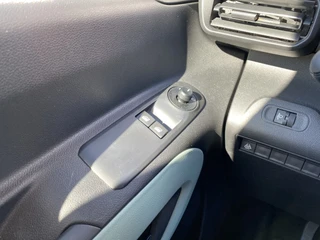 Citroën Berlingo 1.2 PureTech Feel  | dealer onderh. | navigatie | cruise control | airco | parkeersensoren | all season banden / 21