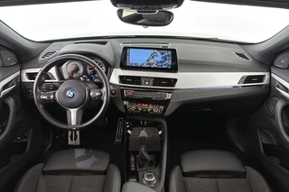 BMW X2 xDrive25e M Sport Panoramadak Head-Up Harman Kardon Elektrische Stoelen / 8