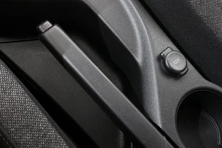 Peugeot 208 1.2 PureTech Active Navigatie Airco Apple CarPlay / 30