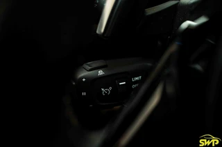 Peugeot 5008 1.2 PureTech GT Pack Business | Pano | Nappa leer | Massage | ACC | Full-Led / 19