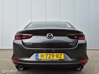 MAZDA 3 2.0 E-SKYACTIV-X M HYBRID 180 COMFORT MET BOSE AUTOMAAT/KEYLESS/LED/CAMERA/STOEL-STUURVERWARMING/HEAD-UP/ADAPTIVE CRUISE / 5