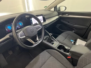 Volkswagen Golf 1.0tsi life 81kW / 12