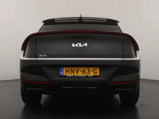 Kia EV6 Air 84 kWh  - Stoel-/stuurverwarming - Cruise Control Adaptief - Climate Control - CarPlay - Fabrieksgarantie tot 05-2033 / 7