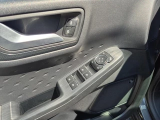 Ford Kuga 2.5 PHEV Vignale | Climate Control | Cruise Control | Navigatie | Camera | Stoelverwarming | Panoramadak | Stoelverwarming voor en achter | / 26