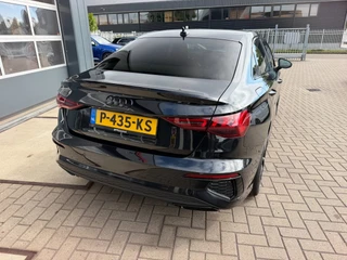 Audi A3 Limousine 35 TFSI S edition S-Line / Matrix LED / Virtual / BTW / Black Pack . / 21