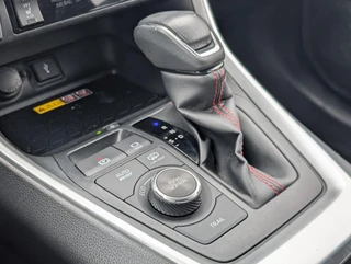 Toyota RAV4 2.5 Plug-in Hybrid AWD Style TREKHAAK ALARM STOEL- & STUUR VERWARMING ELEK. ACHTERKLEP EN BEST.STOEL. STOFFEN BEKL. / 23