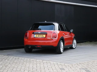 MINI 5-Deurs 1.5 Cooper Chili | AUT. | PANO-DAK | STOELVERW. | PDC | CRUISE | NAVI | APPLE CARPLAY | / 4