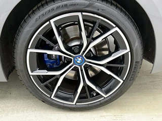 BMW 5-serie 545e xDrive M Sport | Camera | Adaptive Cruise | Stoelverwarming | / 10