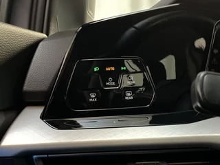 Volkswagen Golf Variant 1.0 TSI 110pk Life Camera DAB+ Navigatie / 26