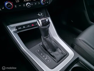 Audi Q3 45 TFSI e S-Line / Pano / Leder / El.Trekh. / Camera / 23