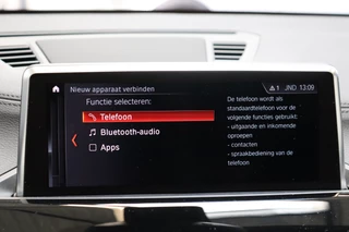 BMW X2 xDrive20i High Executive M Sport Pakket Automaat  / Navigatiesysteem Plus / Leder / Panoramadak / Achteruitrijcamera / Stoelverwarming / Climate Control / Hifi / Shadow Line / Parkeersensoren voor+achter / Extra Getint Glas / 19 Inch / 28