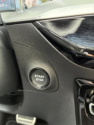 Opel Mokka Electric GS 54 kWh | Climate control | Navigatie | Verwarmbaar stuur | Elektrisch Pakket | Camera | Parkpilot | 18" LM-Velgen | Parkpilot / 26