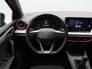 SEAT Ibiza 1.0 TSi FR | Parkeersensoren | Climatronic | Carplay | Cruise Control | 17 Inch | 37.015 Km !! / 32