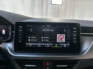 Skoda Kamiq 1.0 TSI 110pk DSG Business Edition LED Virtual Cockpit Stoelverwarming DAB+ App-Connect / 21