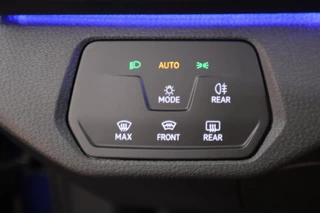 Volkswagen ID.4 First 204pk 77 kWh SOH 91% Leder Stoelverwarming Camera Navigatie / 15