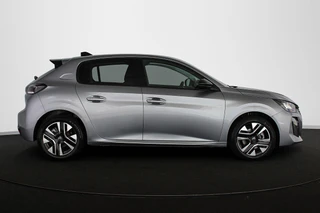 Peugeot 208 1.2 Hybrid 110 e-DCS6 Allure NL Auto Apple CarPlay Parkeersensoren / 28
