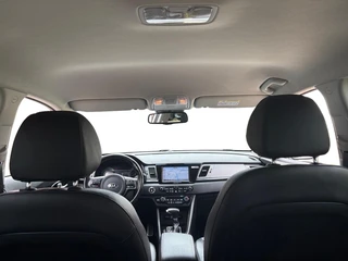 Kia Niro 1.6 GDi Hybrid ExecutiveLine | Trekhaak | Stoel verwarming en koeling | Lederen bekleding | Navigatie | Dodehoek detectie | Apple Carplay / Android Auto | Verbruik 1 op 20! / 18