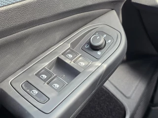 Volkswagen Golf 1.5 eTSI 150pk | Trekhaak | Stoelverwarming | Navi | Cruise | Carplay / 27