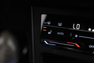 Volkswagen Taigo 1.5 TSI R-Line 3x  Adaptive-Cruise IQ-led 18'lmv 24 Maanden garantie* (Vraag naar de voorwaarden) / 15