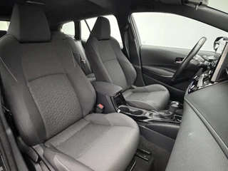 Toyota Corolla Touring Sports 1.8 Hybrid Business | Camera | Carplay&Android | DAB | Led / 17