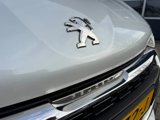 Peugeot 208 1.2 PureTech Allure / Navi / Cruise / Carplay / 57000 km !. / 14